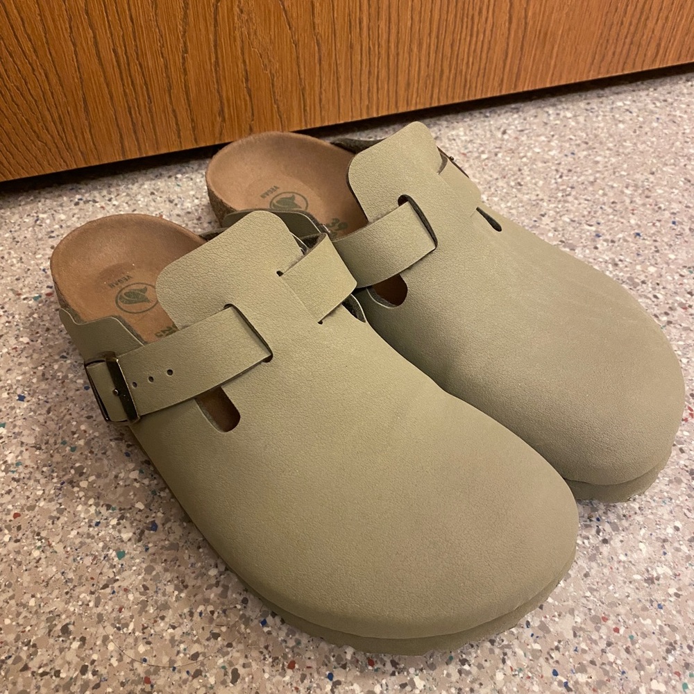 Birkenstock Boston Vegan Leather